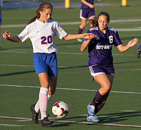 100616_cw_girls-soccer-2