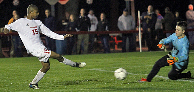 101916_cw_holley-boys-soccer-2