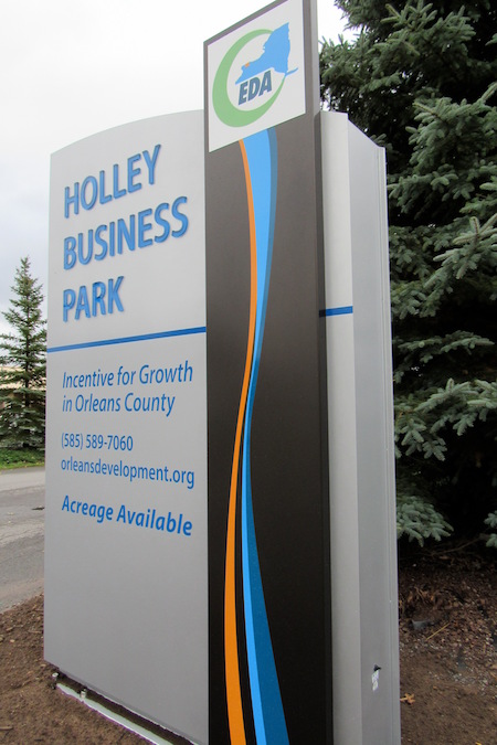 102316_holleybpsign2