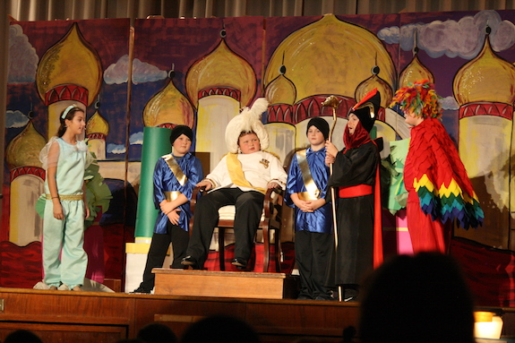 113016_aladdin_kids