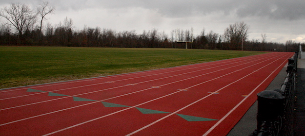 120916_holleytrack