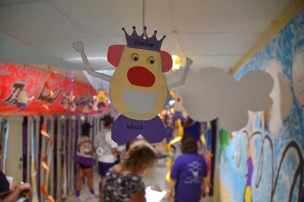 Hall Decorating Is Homecoming Tradition At Albion Orleans Hub