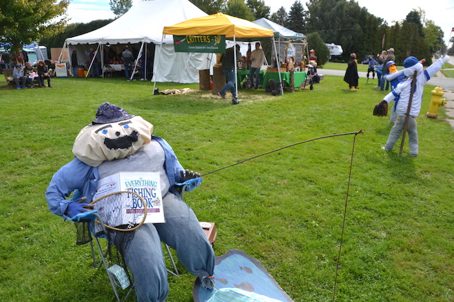 Buffalo Bills starred as main theme in Kendall Scarecrow Fest